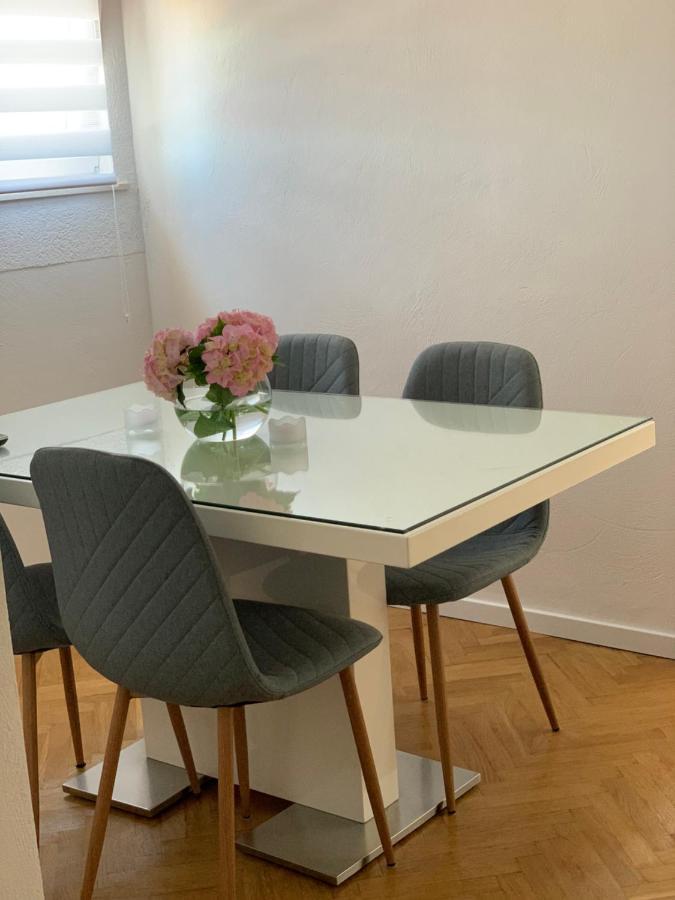 Seaview Apartment Rose 2 تروغير المظهر الخارجي الصورة